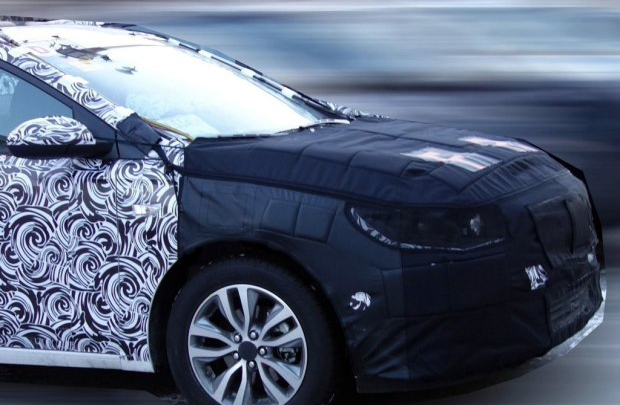 难道凯越要复活?别克全新紧凑型车谍照