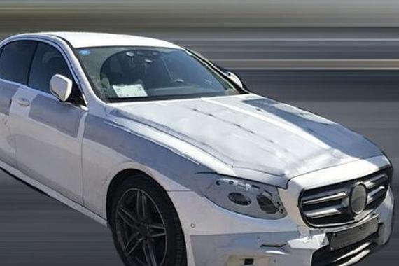 北京奔驰E180标准轴距版谍照，与新E级外观一致