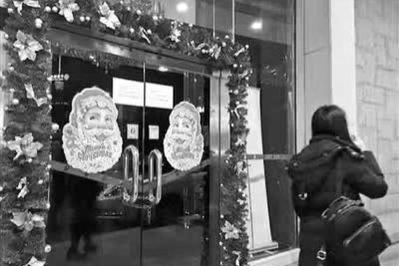 保利俱乐部老板 拥有16辆保时捷