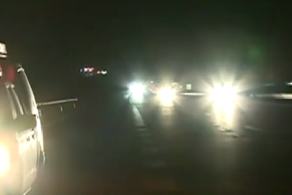 视频：血的教训 高架高速路段禁止下人