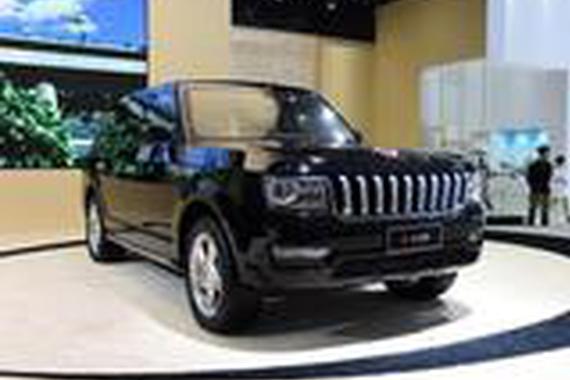 V8双涡轮加8at，15.3寸大屏，能进山沟