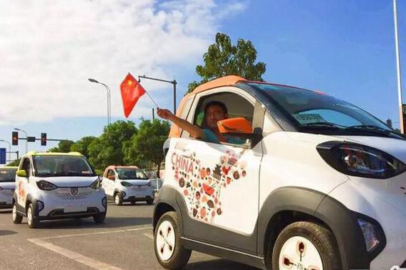 宝骏全新E100微型电动汽车 或售价4万元