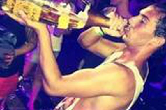 网上炫富被烧毁4辆豪华超跑！