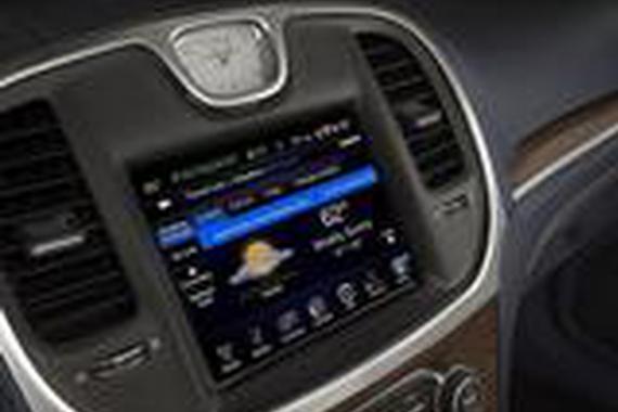 不仅是娱乐 FCA新车载系统集成度上新台阶