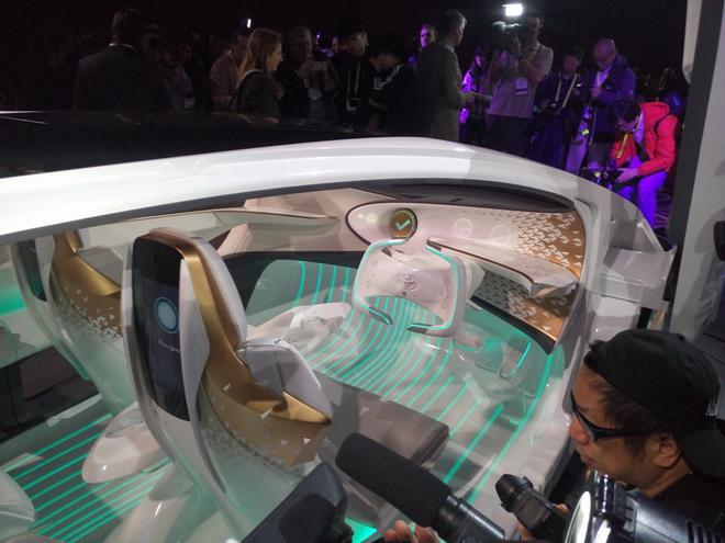 2017 CES:丰田CONCEPT-爱i概念车亮相