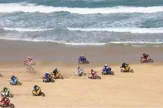 宝马摩托车的极限探险之路（玫瑰湖之约）