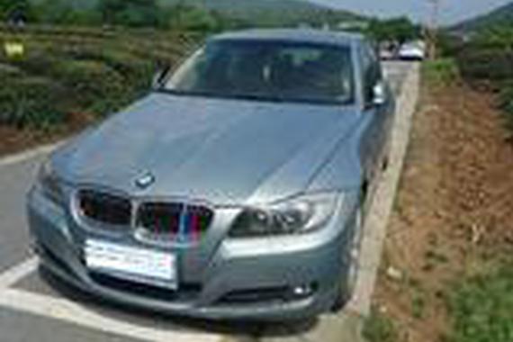 十年宝马E90经过他亲手改装居然变成新款