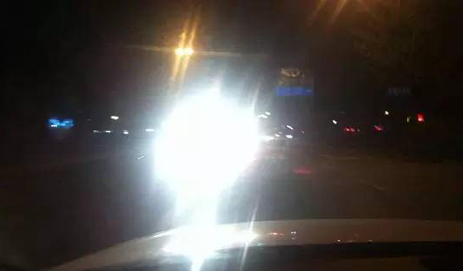 最令人厌恶的几种驾驶行为 千万不要做!