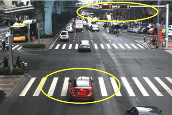 这3种情况下闯红灯，不会被扣分罚款！