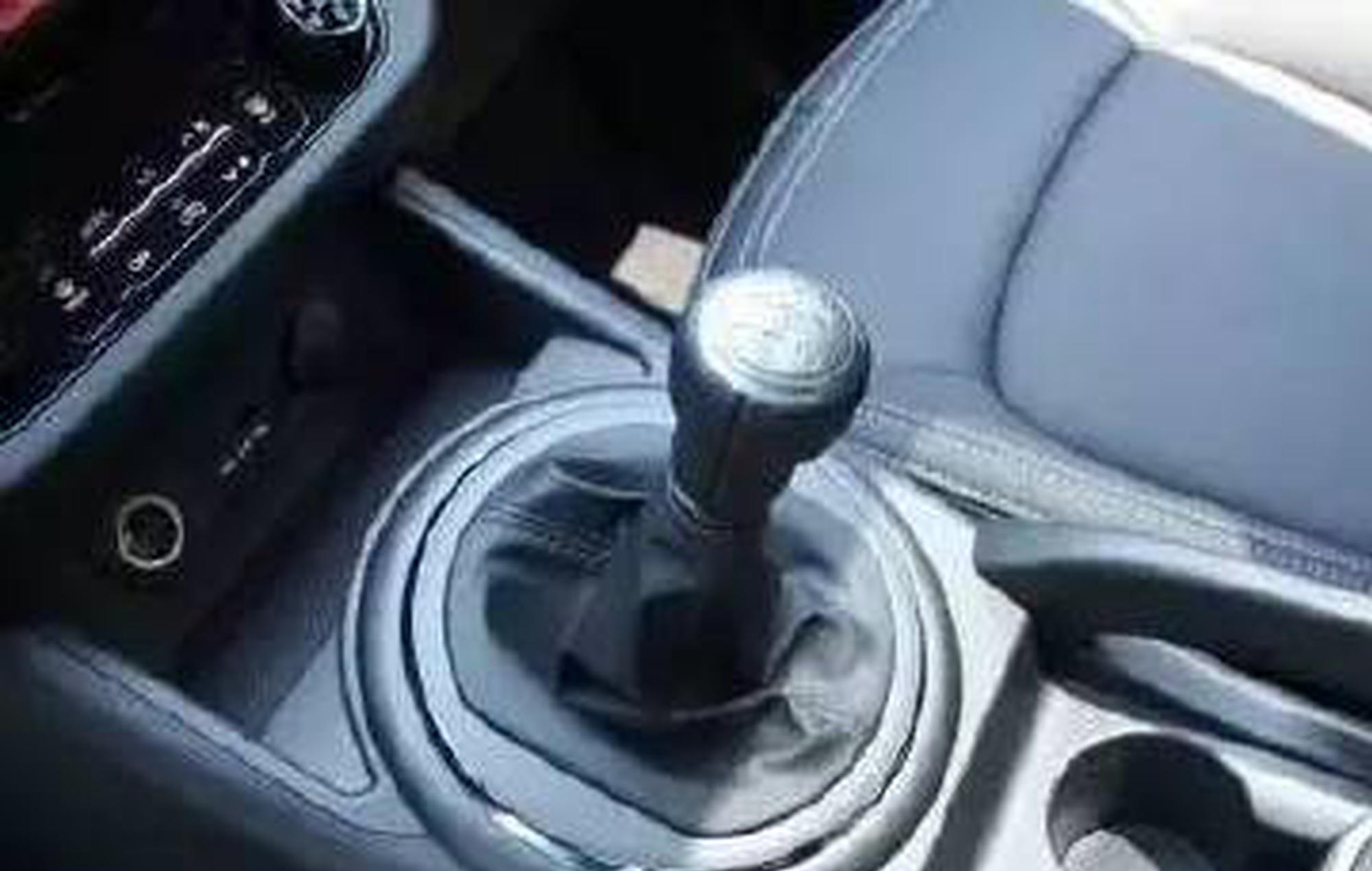 这些省油窍门，让车子越开越费油？