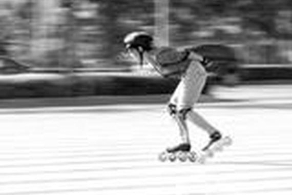 马路“追风少年” 真的这么拉风吗？