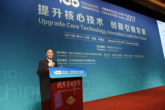 李书福:环境和能源危机助推新能源汽车发展