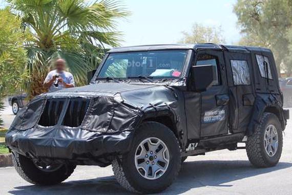 三秒变皮卡 新款Jeep牧马人实车谍照曝光