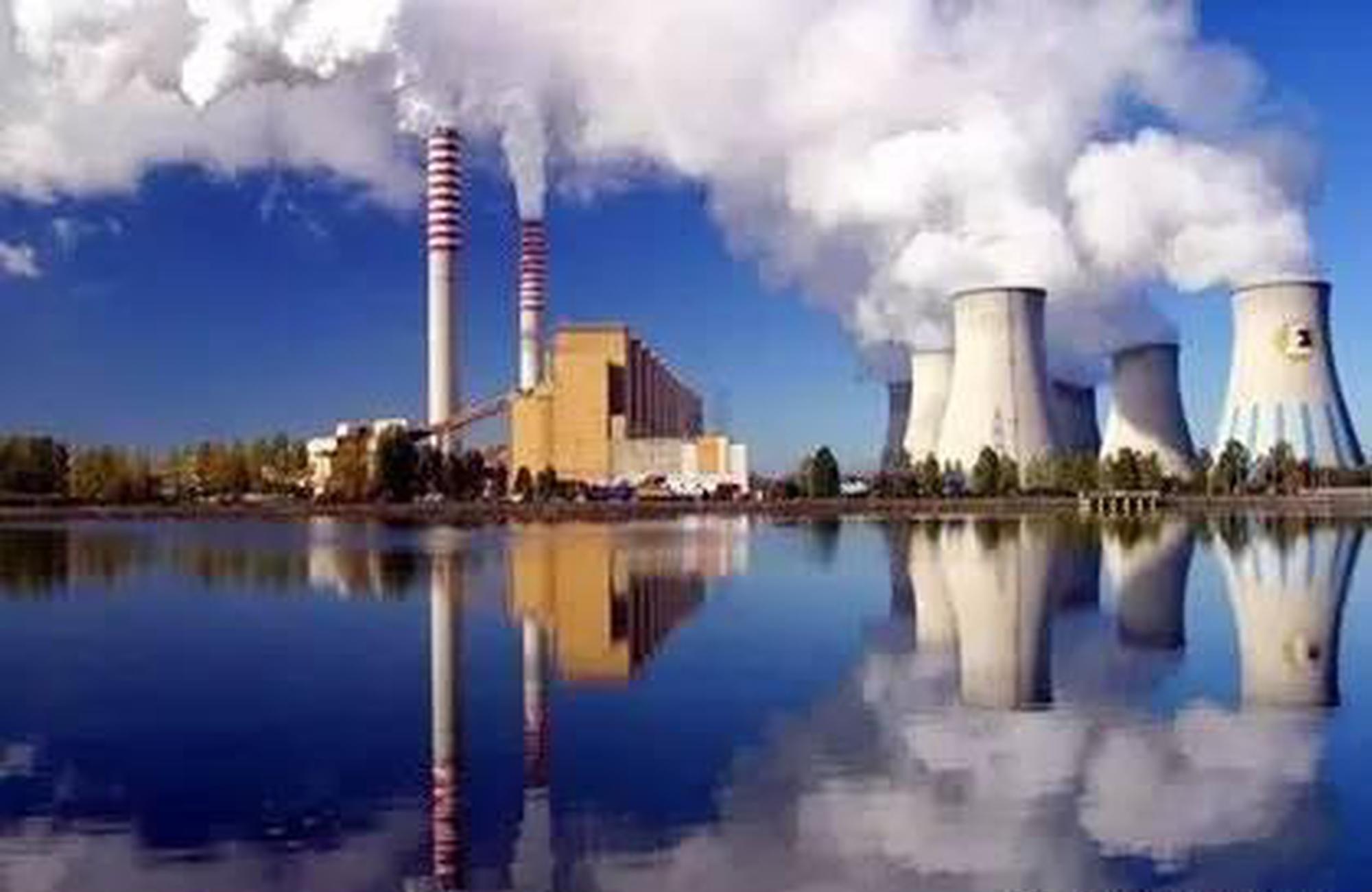 来自天上的伤害  你的爱车要小心了！