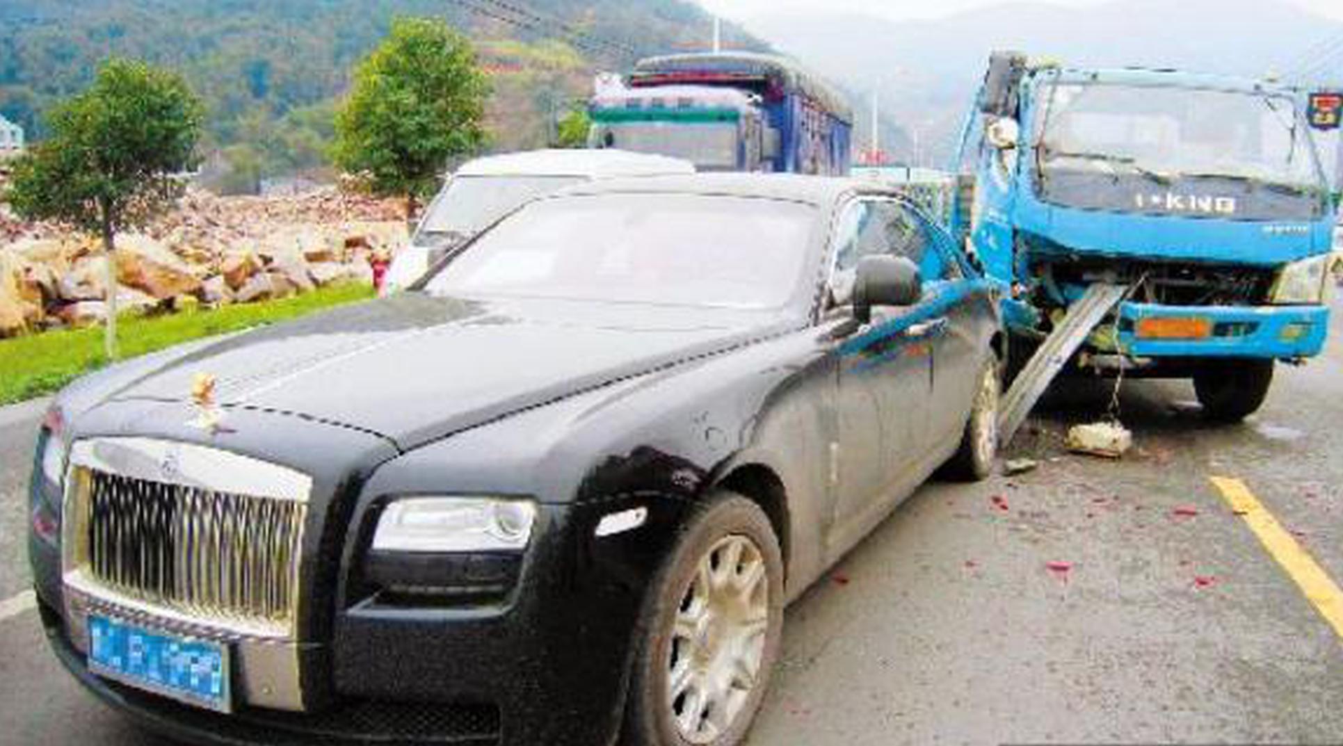 路上开车莫名被这些“车”霸了路