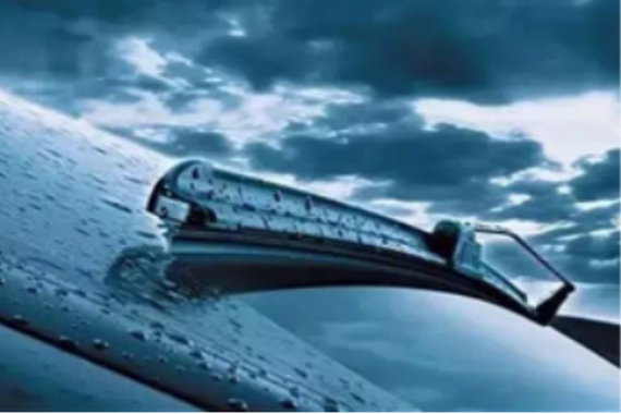 延长雨刷器寿命就得这么办！