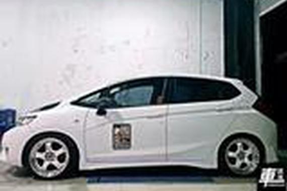 本田飞度GK5升级日本KYB黄桶避震套装