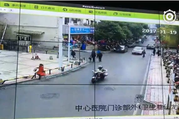 视频：警车开道护送 为生命开道！