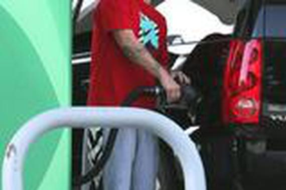 加油加一半，是聪明还是自作聪明