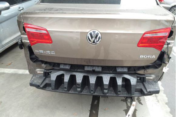 你肯定不会再对保险杠里的泡沫嗤之以鼻了