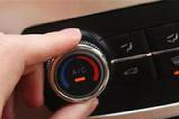 车上有噪声是故障？空调也遭殃，还能忍吗