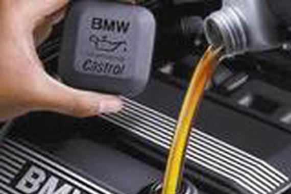 春节要搞定女票？先教她几招汽车保养秘笈