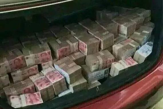 过年回家，这些东西不能放在后备箱！