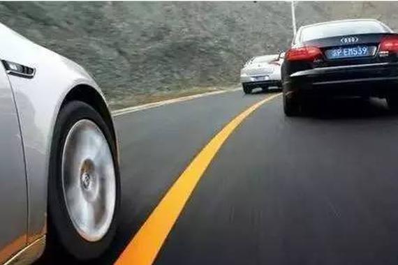 为什么“转弯让直行”，直行负全责？