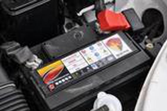 电瓶越来越不耐用？熄火后6个动作最毁电瓶