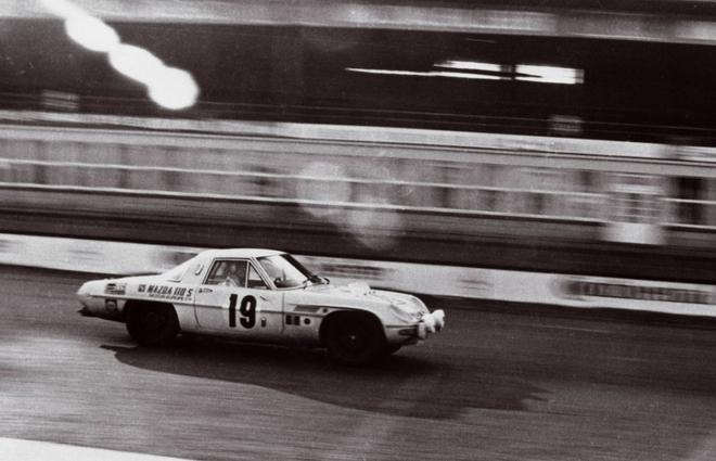 84小时马拉松耐力赛中的Cosmo Sport