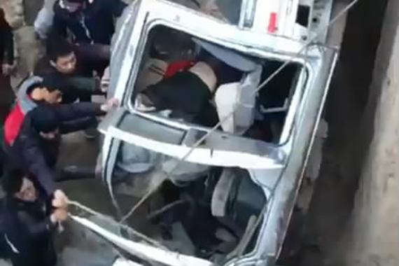 视频：司机开车走神！坠崖悲剧惨不忍睹