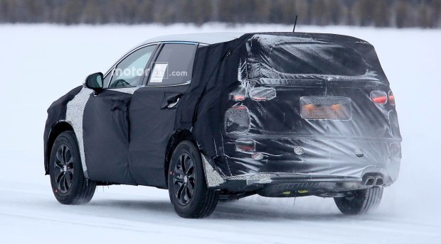 或2020年上市 现代新Santa Fe谍照曝光