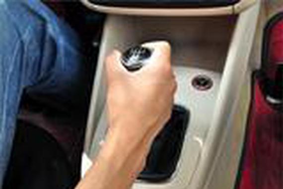 二挡起步装逼还是作死！