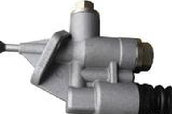 千万别大意，汽车上这些“小孔”堵不得！