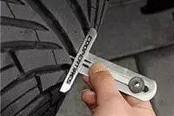 不考虑三年一换，一条轮胎到底能用多久？