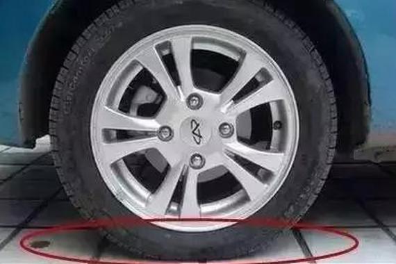 汽车胎压加够了，为什么轮胎还是有点瘪