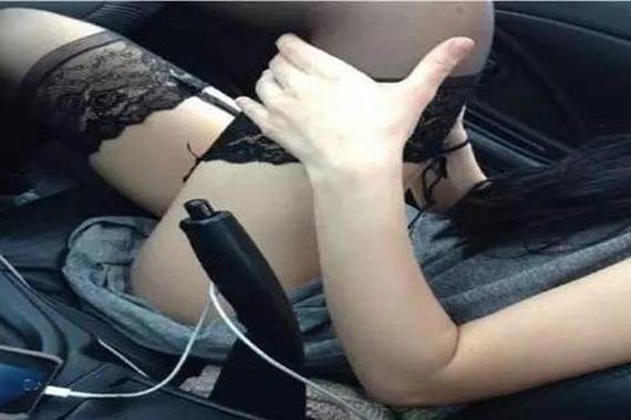 这个动作能把手刹和整部车给彻底毁掉！