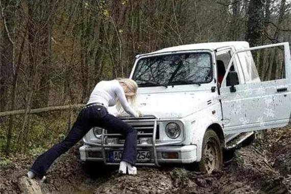 车子半路坏在应急车道上，如何处理最安全