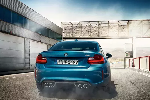 不踩离合真的就能换挡？老司机教你操作