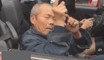 每日趣图|大爷分分钟走上人生巅峰