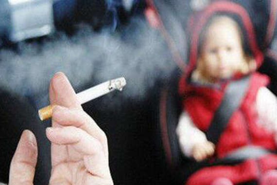 我不说你不知道！车内吸烟危害极大！