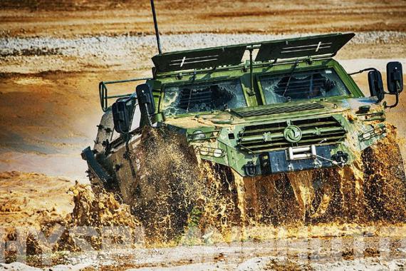 视频：老司机带你领略神一般的驾驶技能