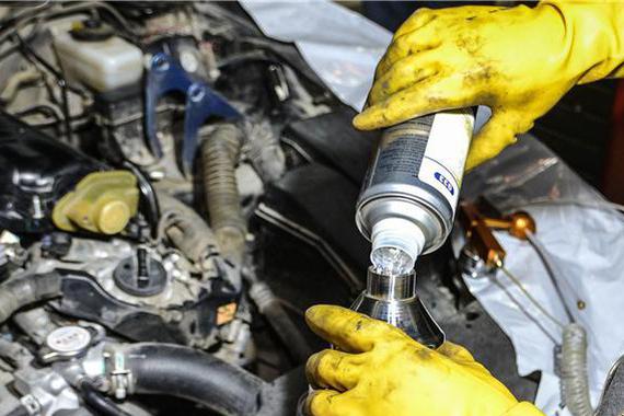 换机油前的清洗剂有用吗？