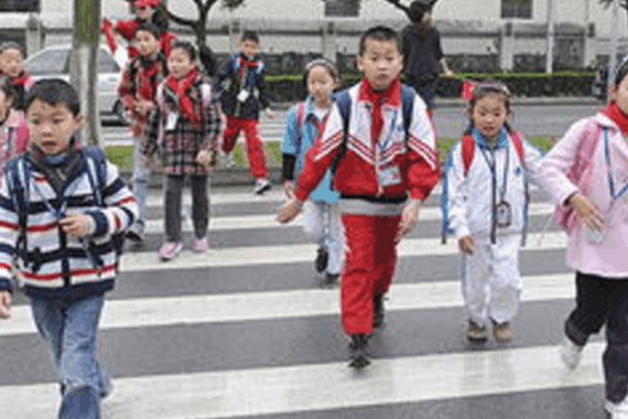 又到开学季！这些交通安全知识都记住了吗