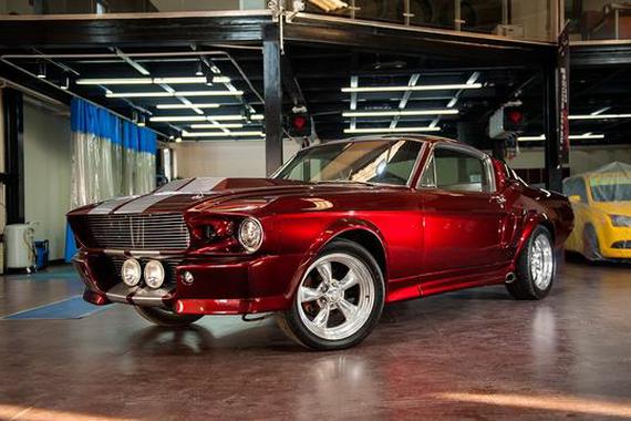 这才是车迷的真情人伊琳娜”