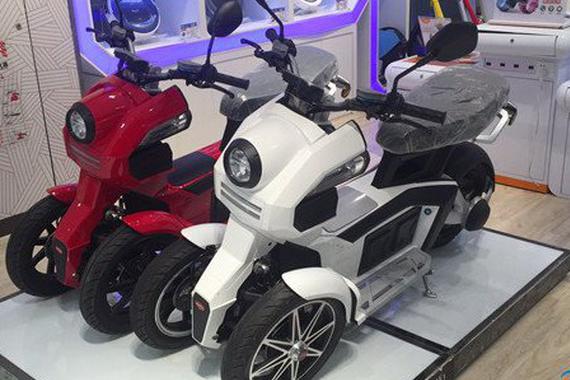 双前轮智能电动车 转弯不累么