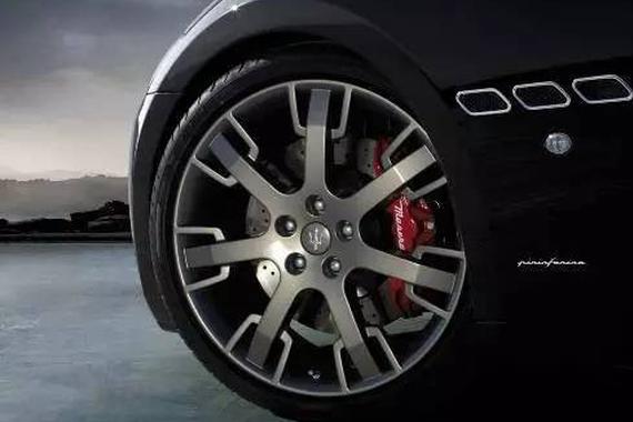 换胎前先看这个！2016美国原装轮胎排行榜