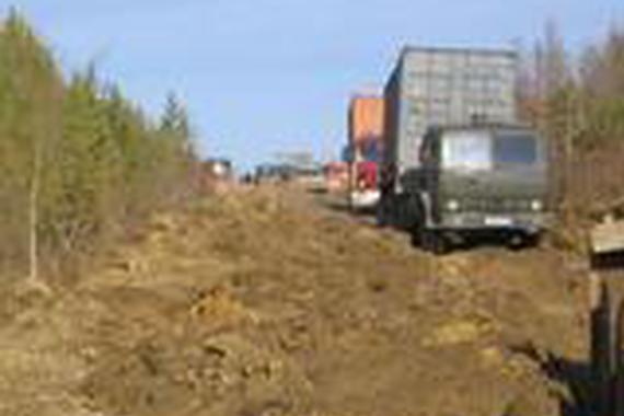 老司机看到这路况也得绕道而行