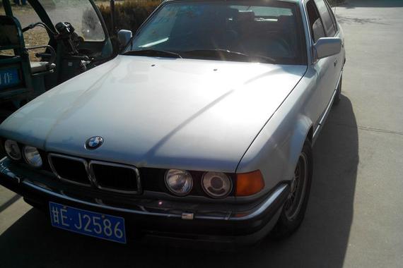 【经典老车】1989年的防弹760