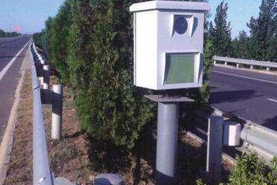 定速巡航120码通过高速公路，会被开罚单？